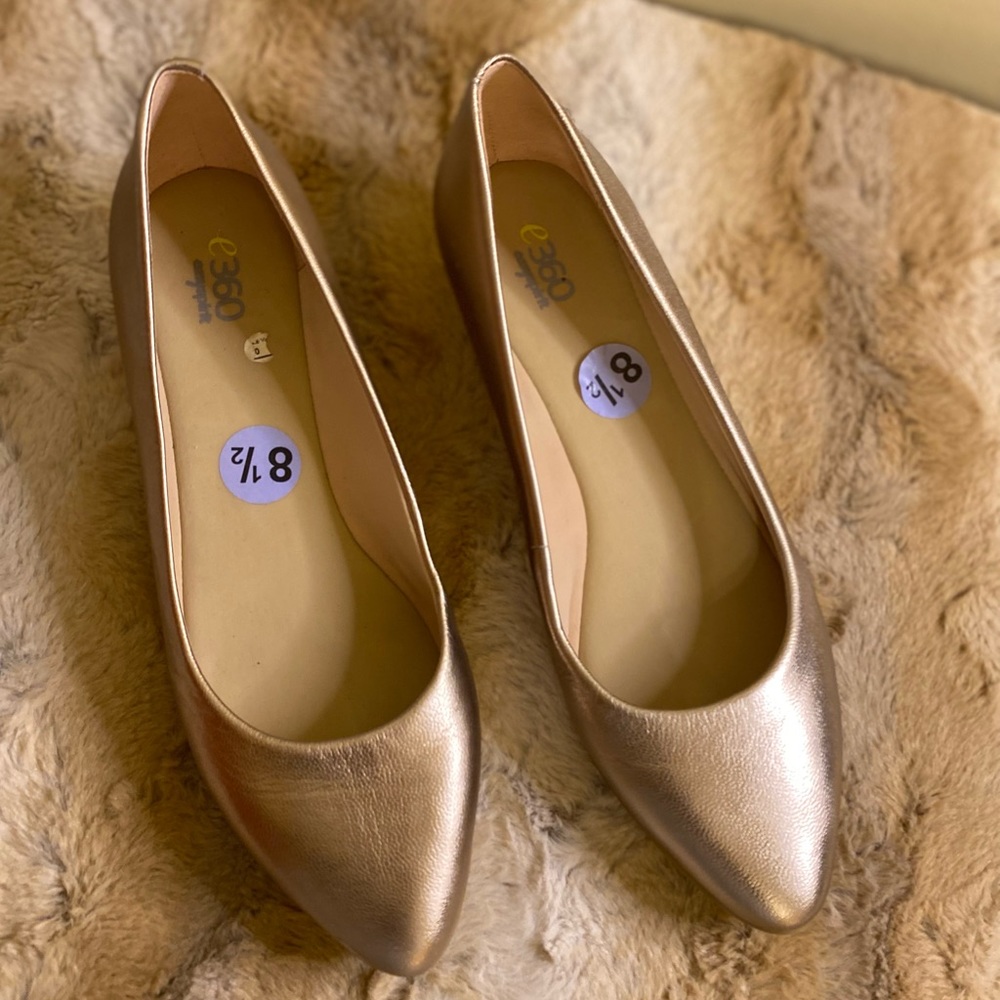Easy Spirit 360 Gold Dress Wedge